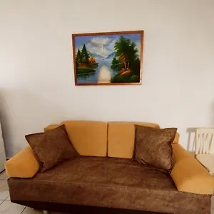 Mejdi Apartament Saranda